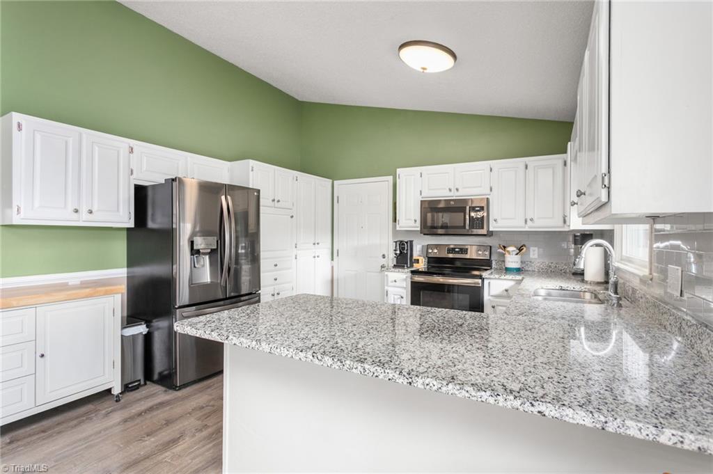 1116 West Old Glencoe Road Burlington, NC 27217 - Photo 12 of 28