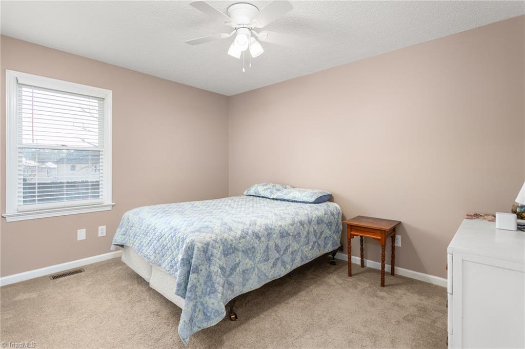 1116 West Old Glencoe Road Burlington, NC 27217 - Photo 16 of 28