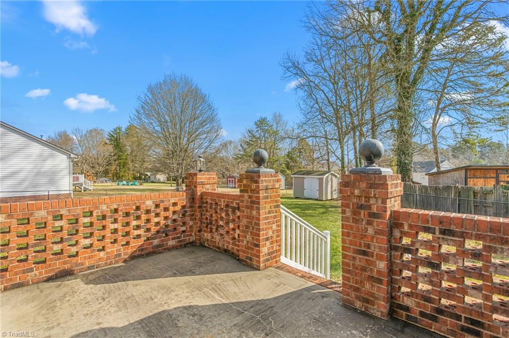 1116 West Old Glencoe Road Burlington, NC 27217 - Photo 25 of 28