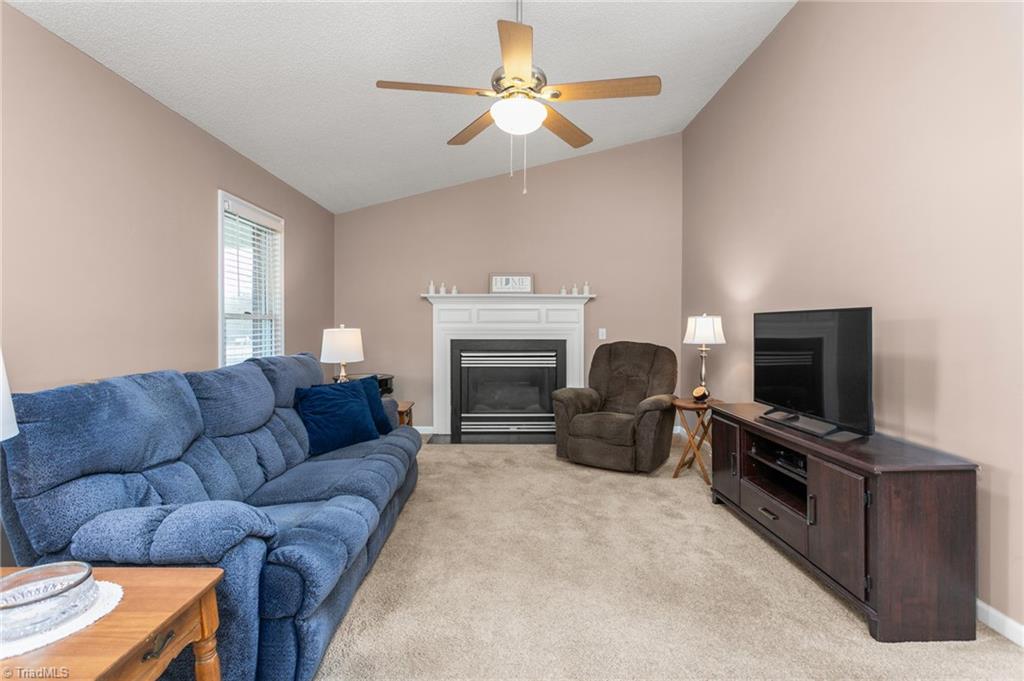 1116 West Old Glencoe Road Burlington, NC 27217 - Photo 7 of 28