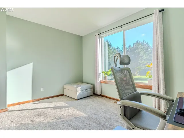 $900,000 | 25125 Southeast Lamar Lane, Eagle Creek, OR 97022