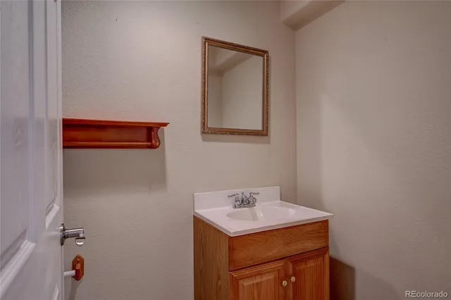 $3,995 | 10586 Kalahari Court, Littleton, CO 80124