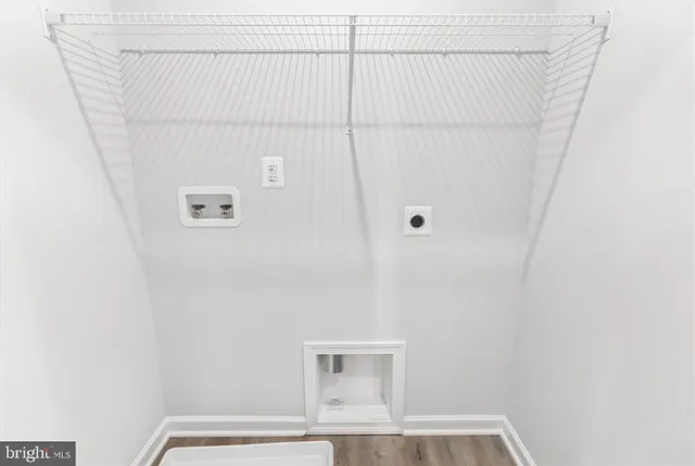 a view of a houses with city view