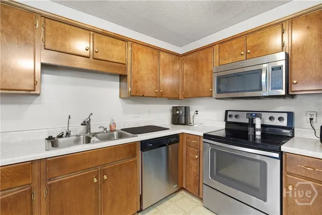 $1,800 | 418 Lancaster Loop, Hinesville, GA 31313