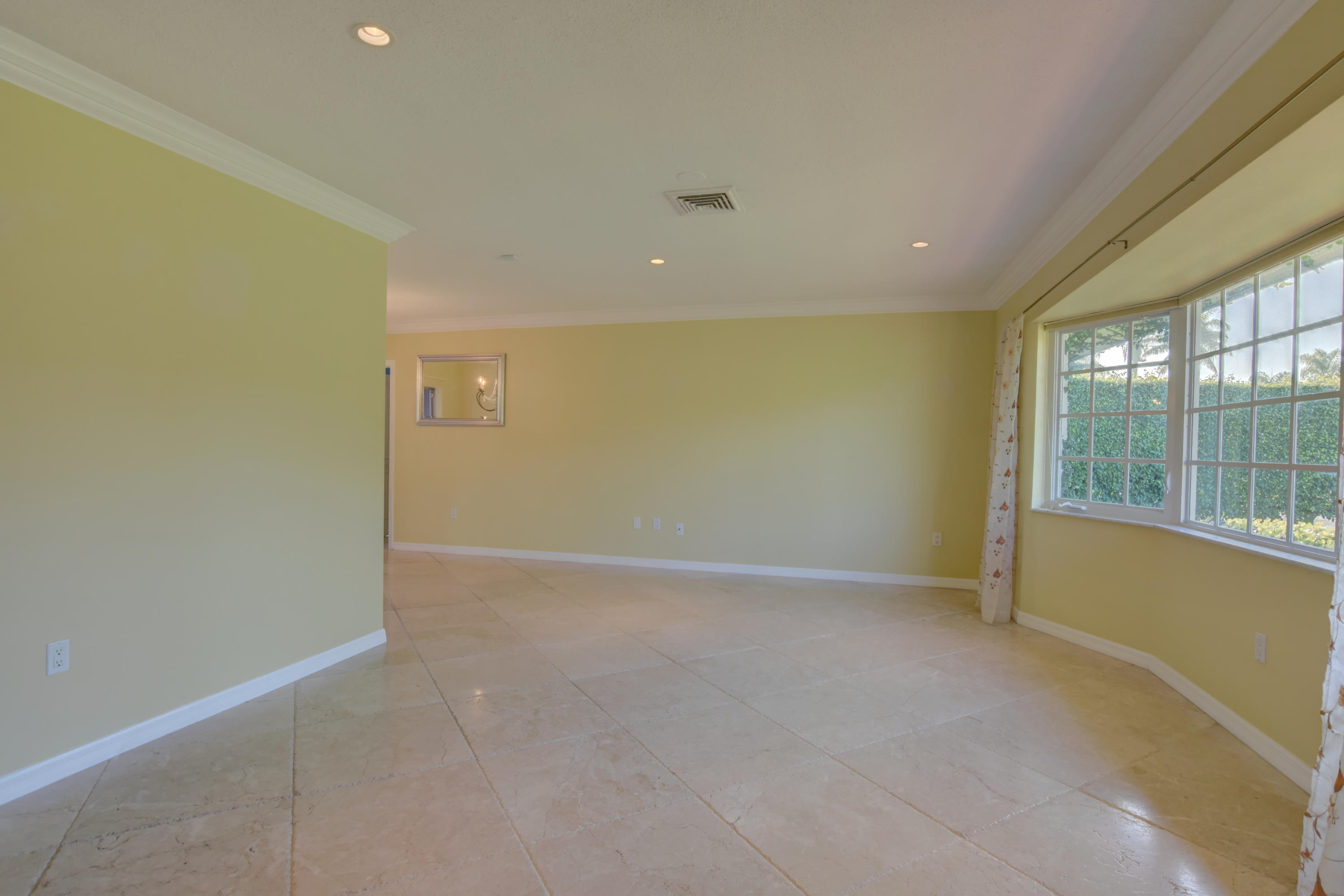 885 Northwest 7th Street Boca Raton, FL 33486 - Photo 6 of 36 living room