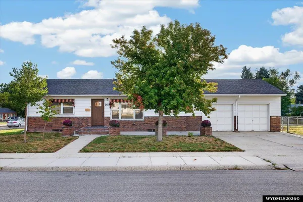 $300,000 | 707 South Huber Drive, Casper, WY 82609