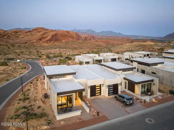 $2,050,000 | 151 Badgers Bend, Unit 25, Moab, UT 84532