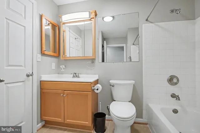 $2,200 | 934 Riversedge Circle, Annapolis, MD 21401