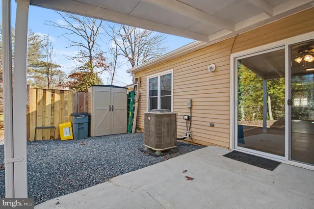 $2,200 | 934 Riversedge Circle, Annapolis, MD 21401