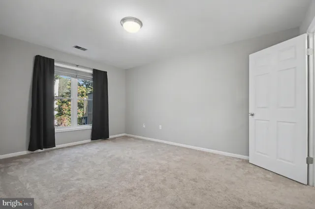 $2,200 | 934 Riversedge Circle, Annapolis, MD 21401