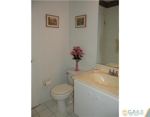 271 Nebula Road Piscataway, NJ 08854 - Photo 10 of 10 Gallery Image 10