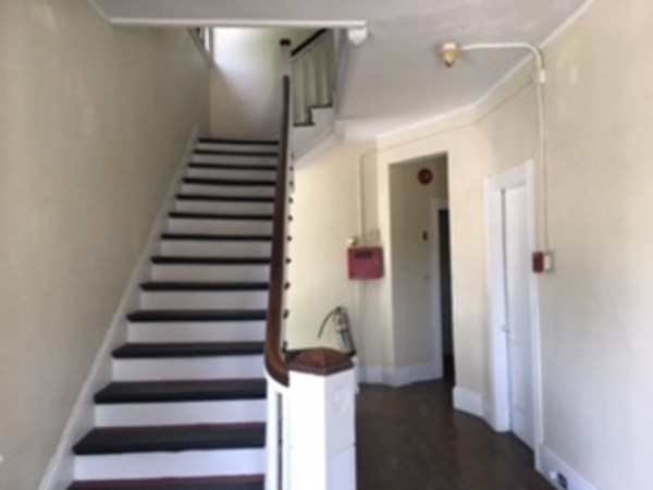 49 West Street Worcester, MA 01609 - Photo 16 of 24