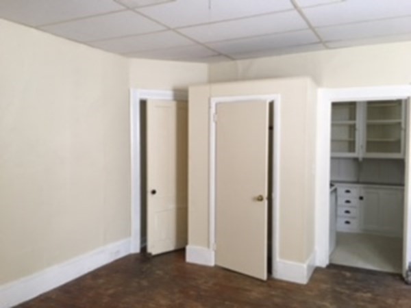 49 West Street Worcester, MA 01609 - Photo 8 of 24