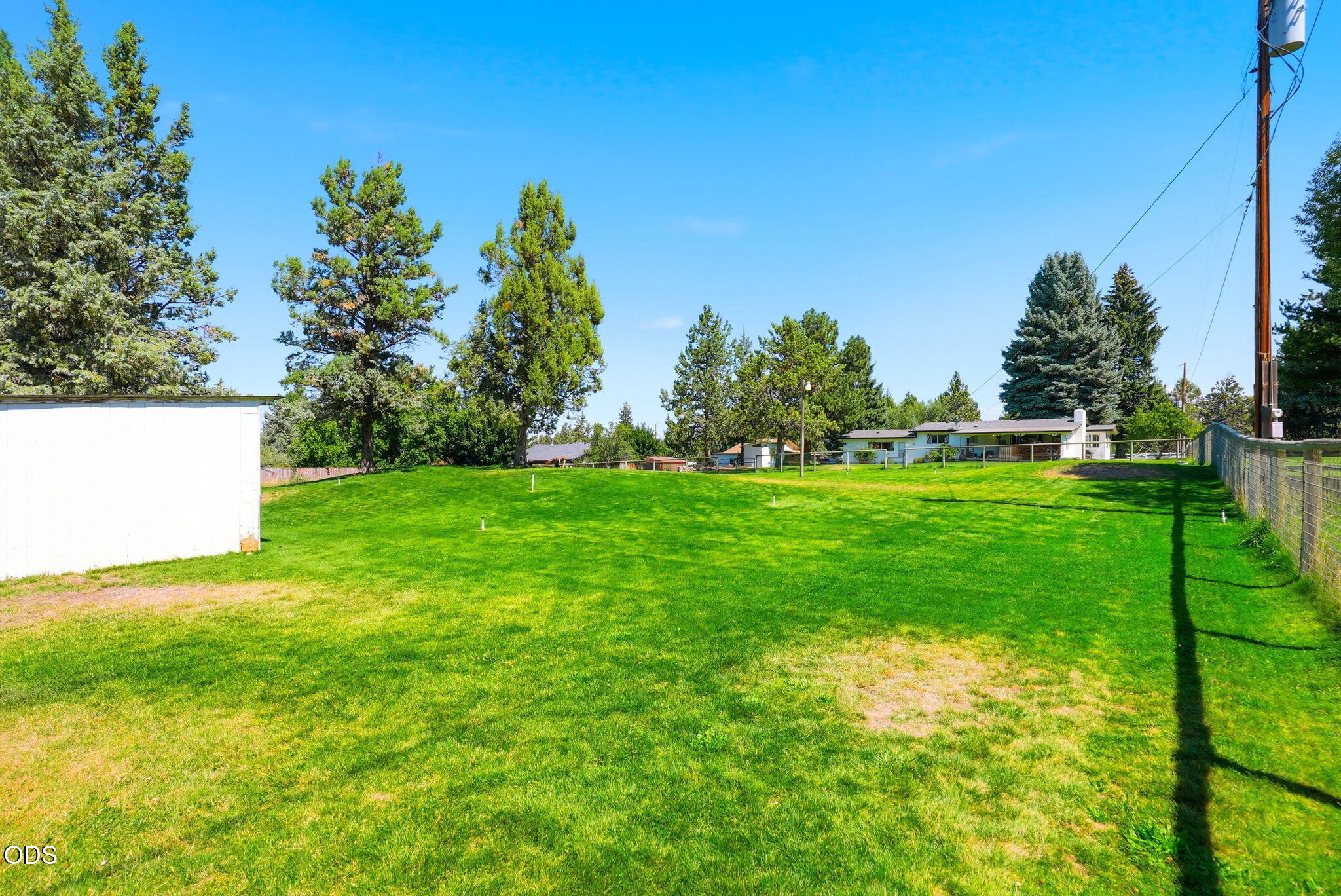63825 Scenic Drive Bend, OR 97703 - Photo 43 of 65 Gallery Image 43