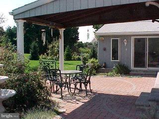 2334 Stumptown Road Lancaster, PA 17602 - Photo 3 of 8 Gallery Image 3