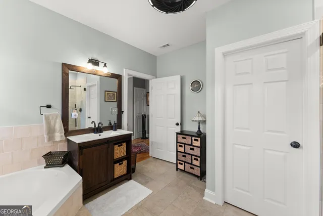 $334,900 | 20 Glen Eagle Court, Unit 303A, Clayton, GA 30525