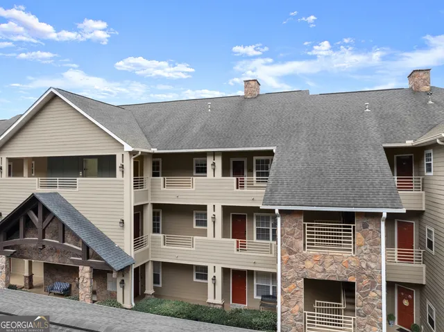 $334,900 | 20 Glen Eagle Court, Unit 303A, Clayton, GA 30525