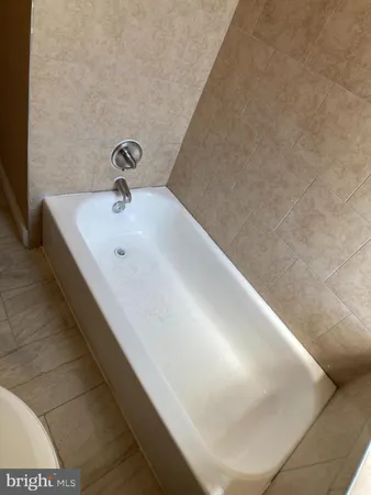 $995 | 1950 Clarence Street, Philadelphia, PA 19134