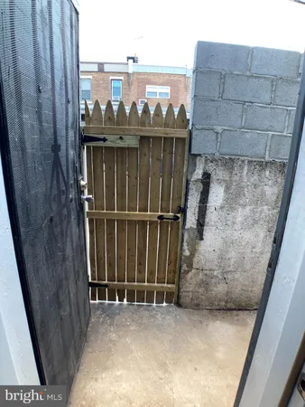 $995 | 1950 Clarence Street, Philadelphia, PA 19134