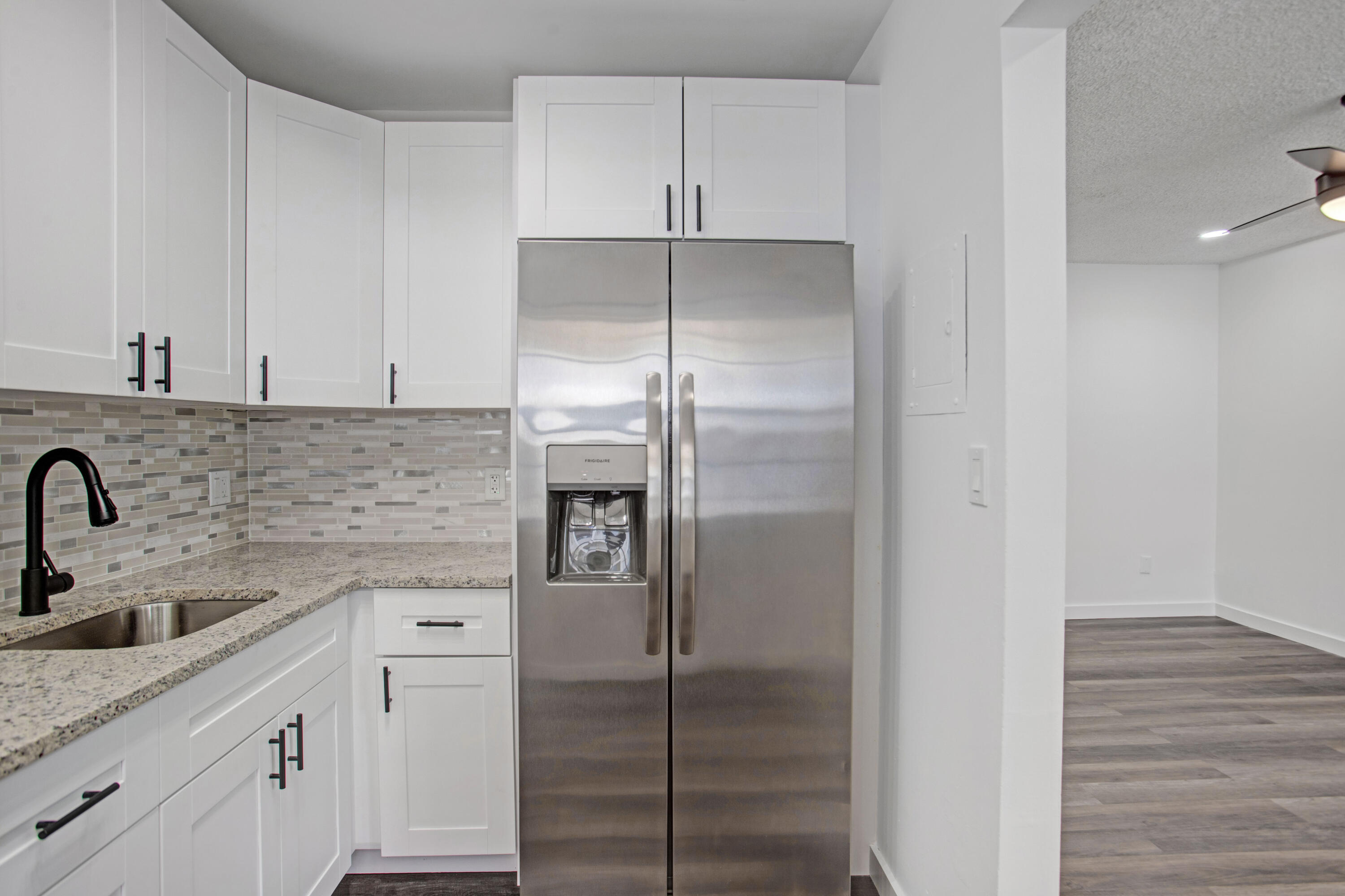 340 Northwest 19th Street, Unit 203 Boca Raton, FL 33432 - Photo 4 of 22 7B24FAA4-A1C3-490E-91C8-34BDE022F055