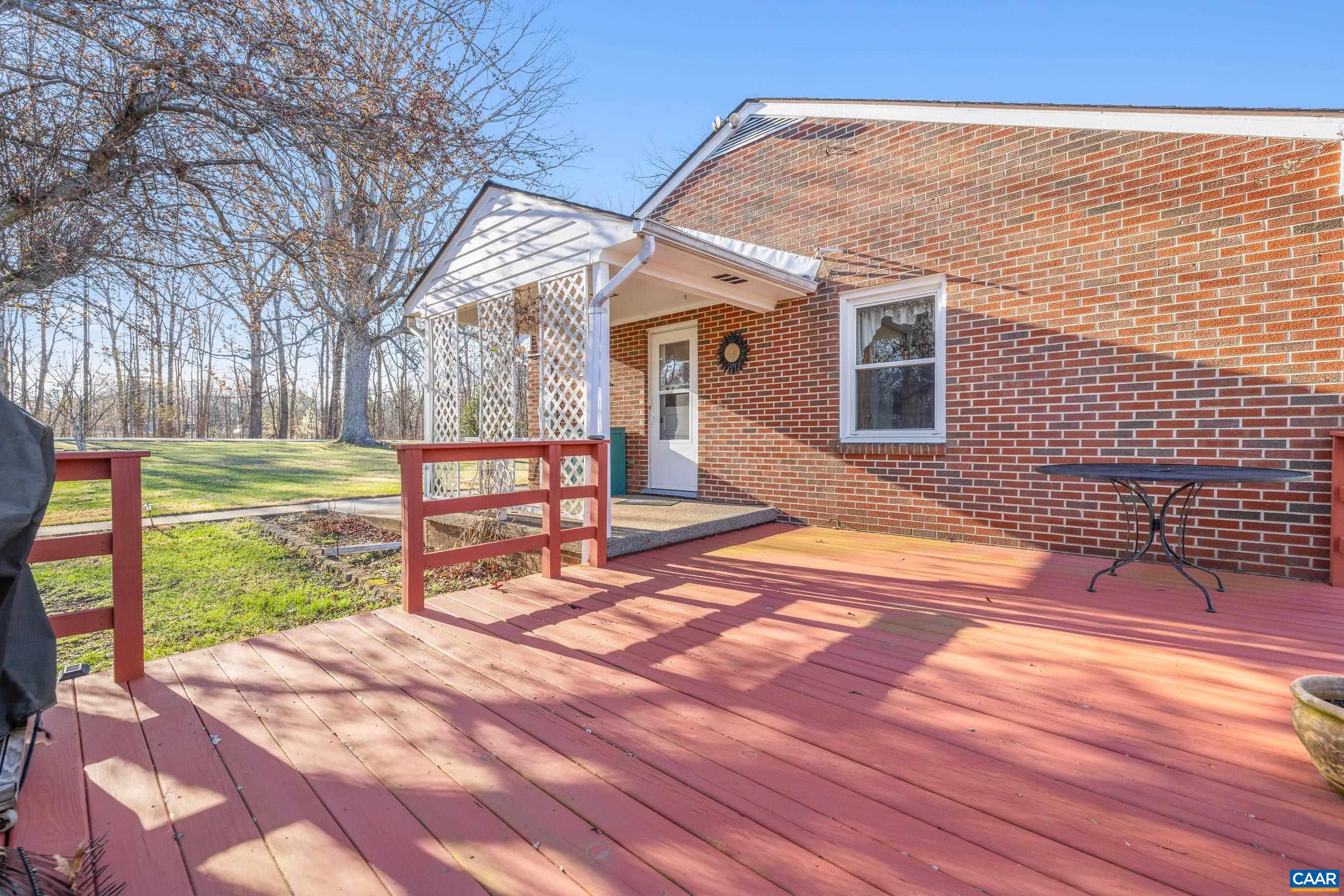 4112 Dickerson Road Charlottesville, VA 22911 - Photo 6 of 44