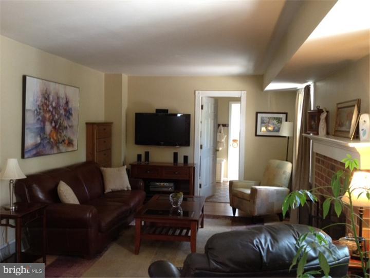 231 Bridge Road Boothwyn, PA 19061 - Photo 6 of 23 Family Room