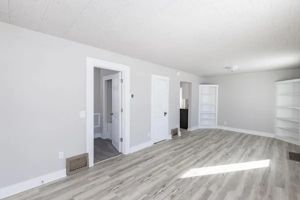 $189,000 | 1548 3rd Avenue North, Fargo, ND 58102