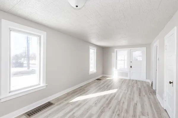 $189,000 | 1548 3rd Avenue North, Fargo, ND 58102