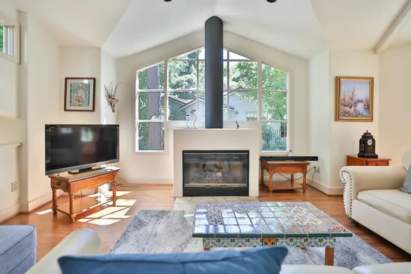 $1,898,000 | 0 Southeast 4th Ave- 3se Of Torres, Carmel, CA 93923