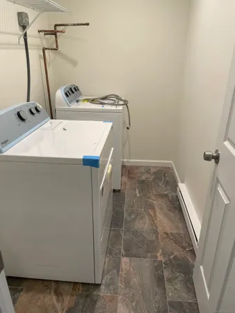 $2,000 | 8 Rose Lane, Unit 201, Danbury, CT 06811