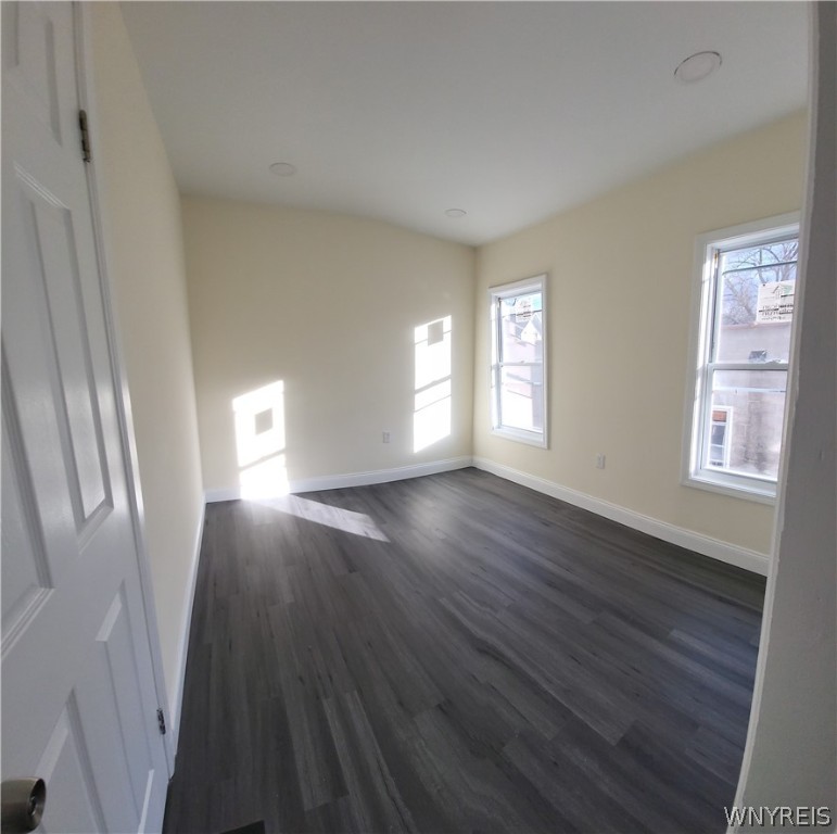 1323 West E Avenue Buffalo, NY 14213 - Photo 15 of 19 bedroom 2