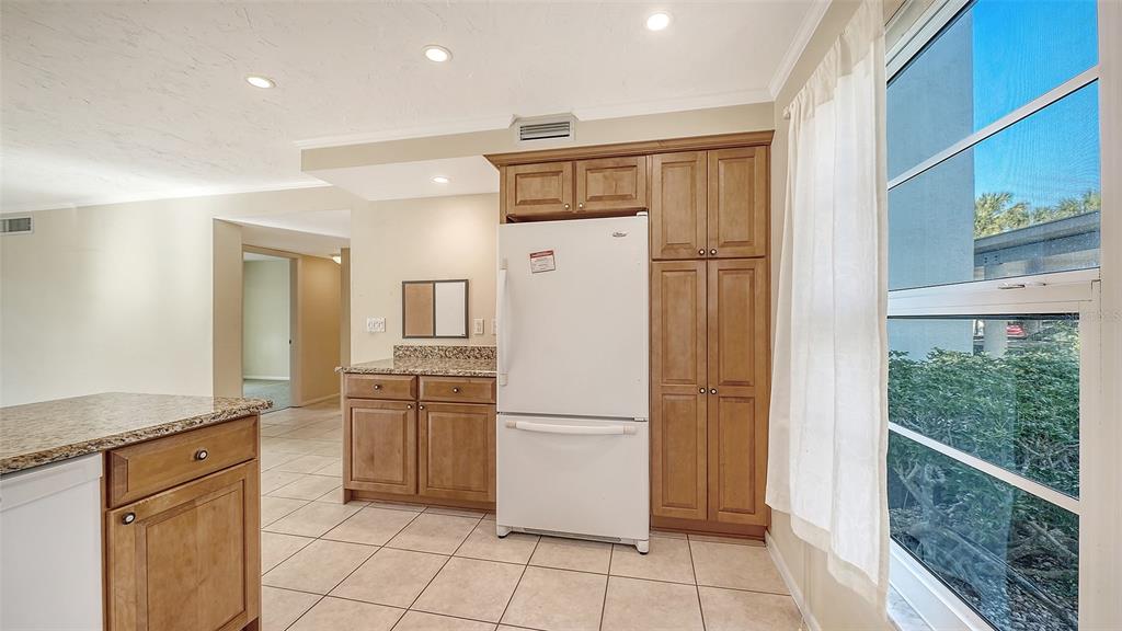 4380 Exeter Drive, Unit 101 Longboat Key, FL 34228 - Photo 14 of 81