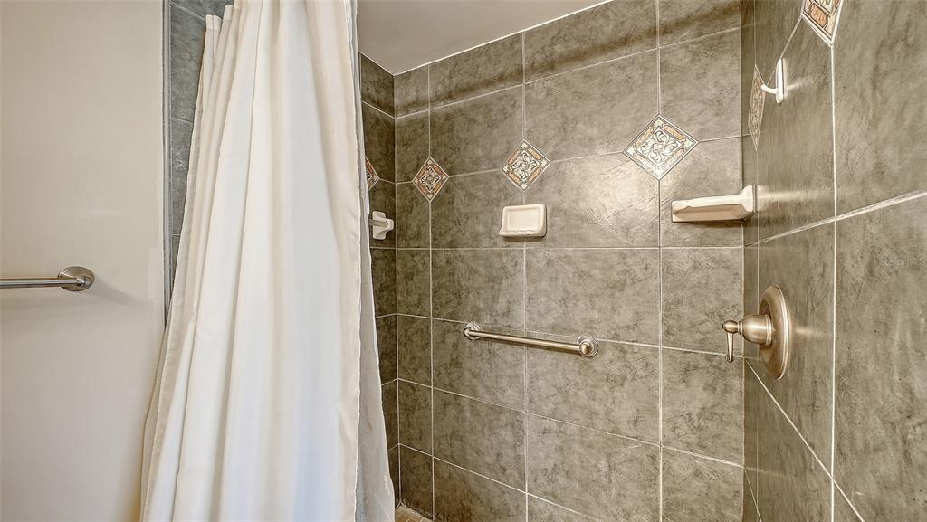 4380 Exeter Drive, Unit 101 Longboat Key, FL 34228 - Photo 27 of 81