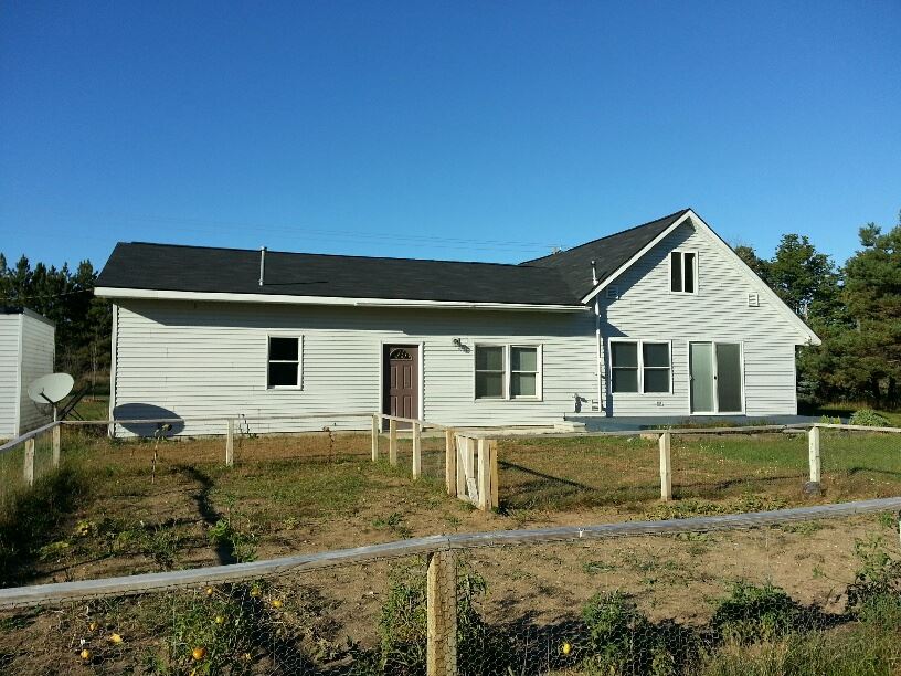 17105 Fewins Road Interlochen, MI 49643 - Photo 7 of 88 1804842-6.JPG