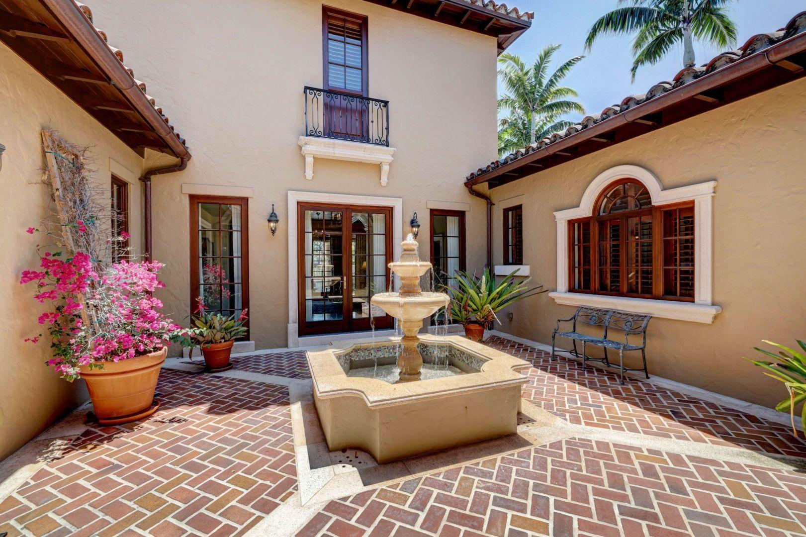 444 Via Del Orso Drive Jupiter, FL 33477 - Photo 6 of 61 05_3j0a8147_48_49_50_51