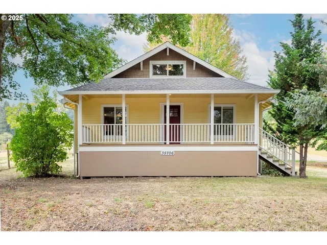 $729,900 | 35706 Northwest 14th Avenue, La Center, WA 98629