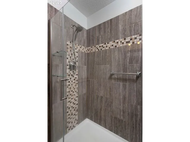 $729,900 | 35706 Northwest 14th Avenue, La Center, WA 98629