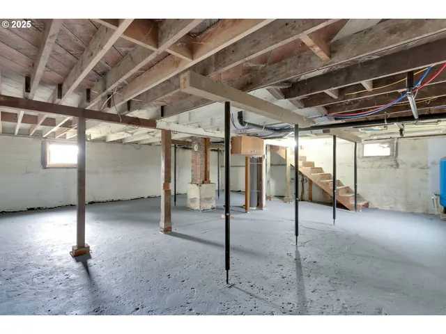 $729,900 | 35706 Northwest 14th Avenue, La Center, WA 98629