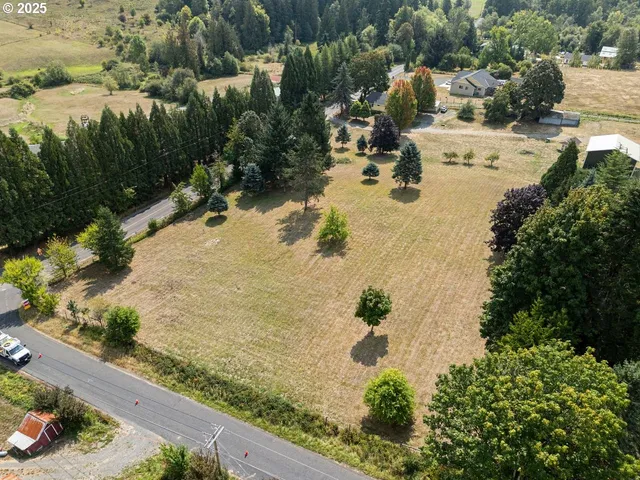 $729,900 | 35706 Northwest 14th Avenue, La Center, WA 98629