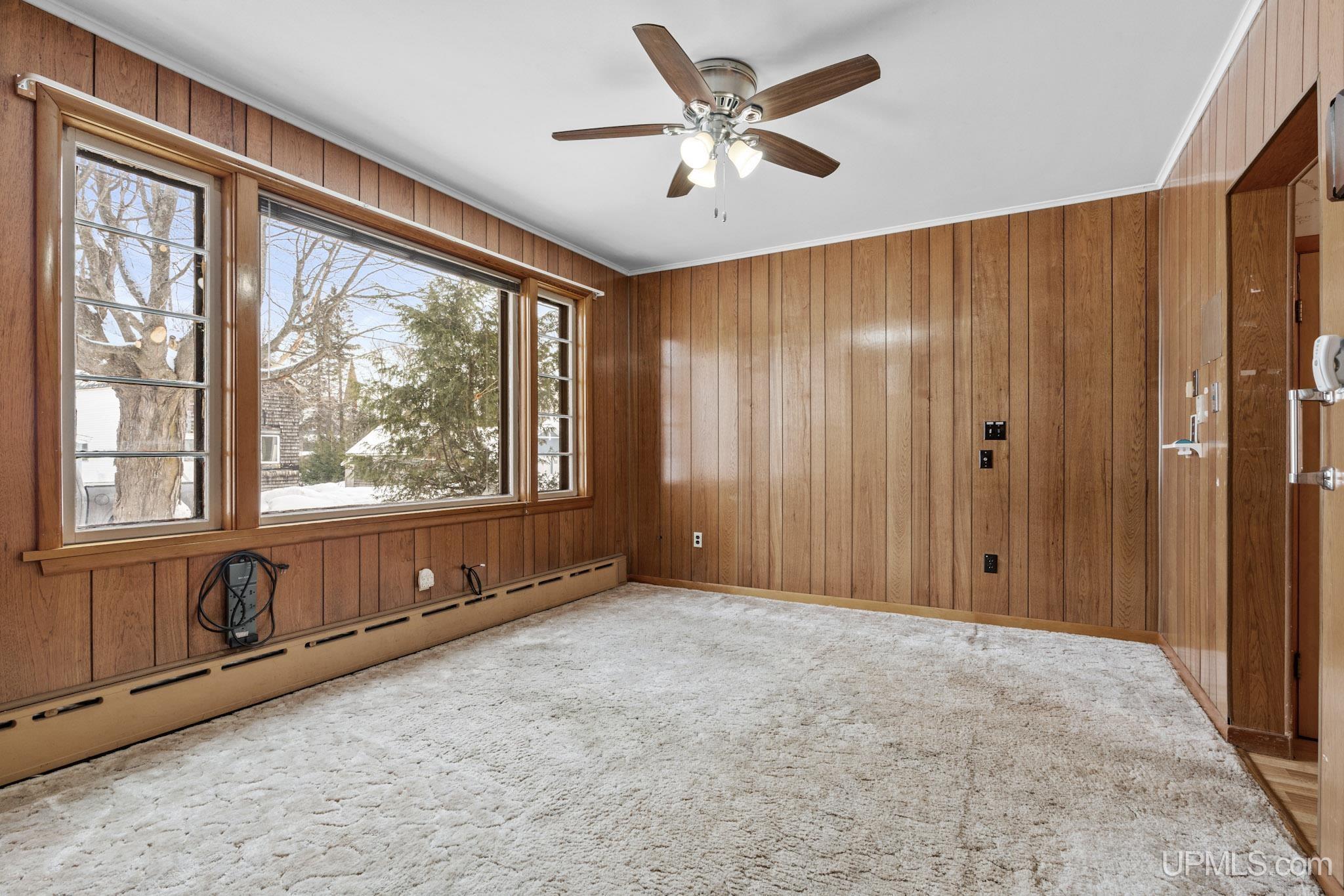 225 Kearsarge Street Laurium, MI 49913 - Photo 6 of 26