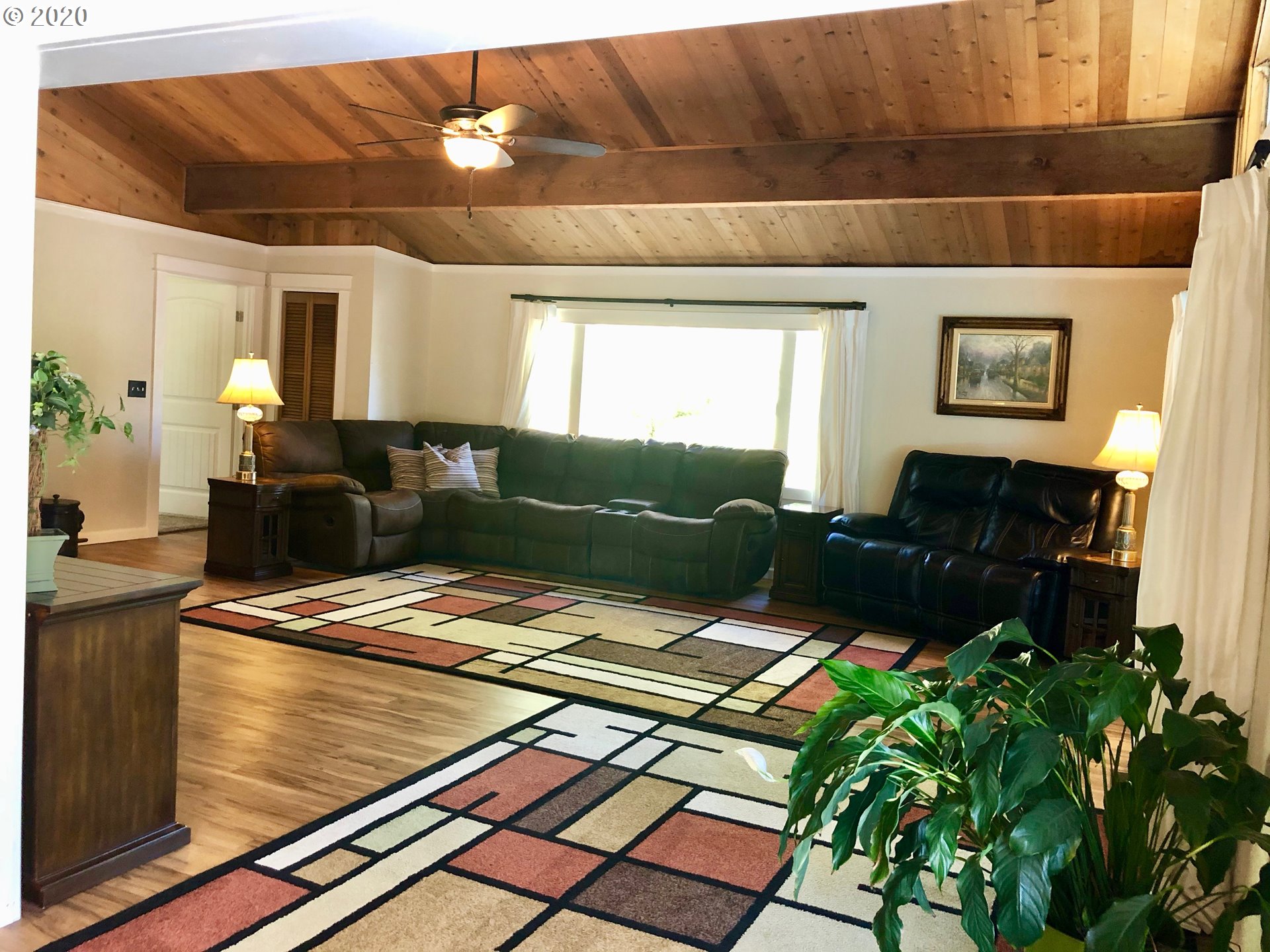 36716 Oak Point Road Springfield, OR 97478 - Photo 10 of 31