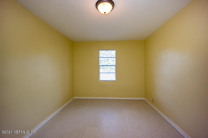 14359 Lyle Road Jacksonville, FL 32218 - Photo 16 of 21 3rd Bedroom