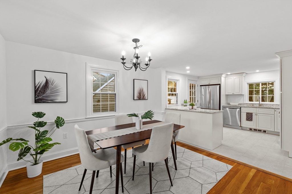 28 Sycamore Road Melrose, MA 02176 - Photo 8 of 35 Gallery Image 8