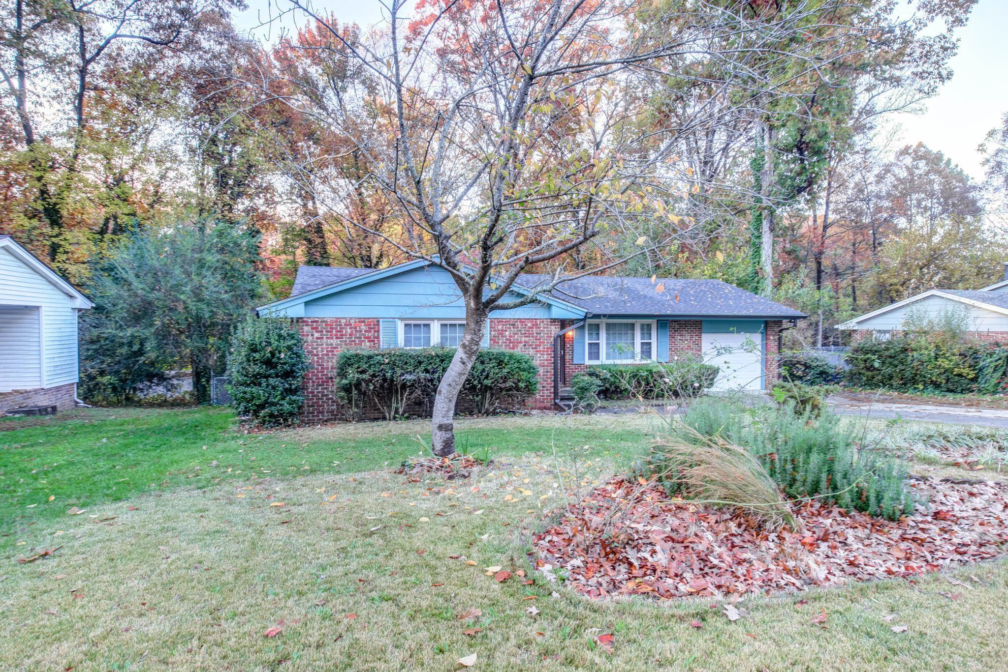 3213 Julian Drive Raleigh, NC 27604 - Photo 4 of 54 Photo 4