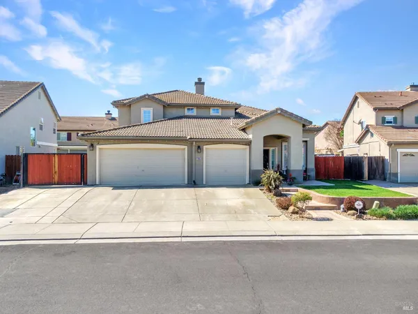 $850,000 | 2035 Rehrmann Drive, Dixon, CA 95620