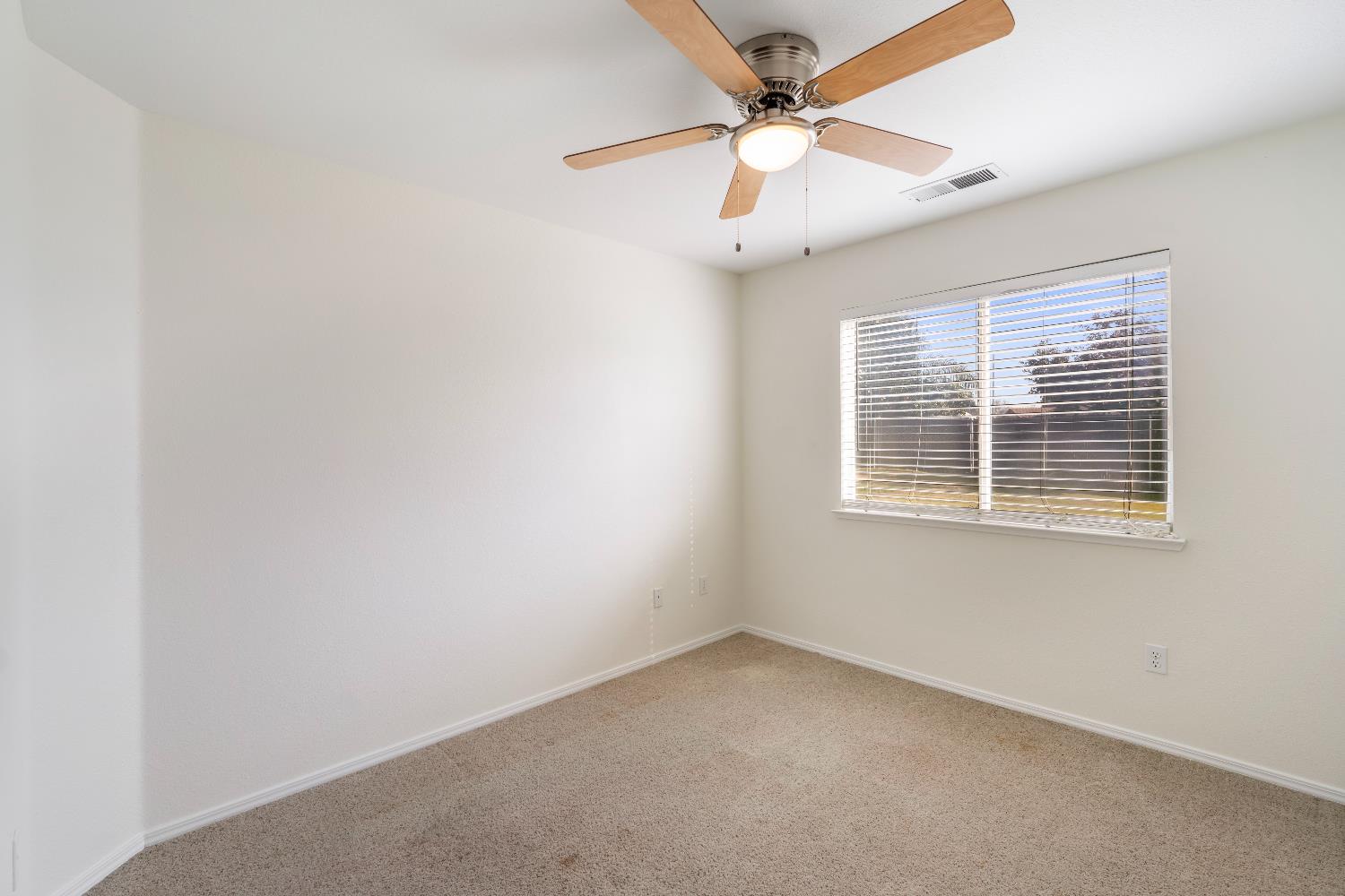 520 South Burgundy Street Kerman, CA 93630 - Photo 24 of 44