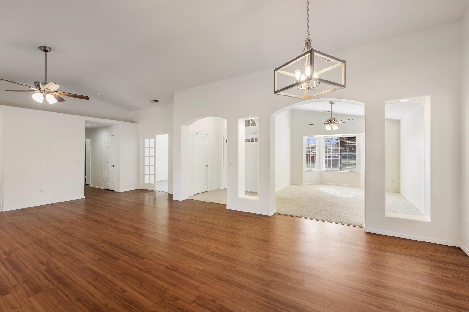 520 South Burgundy Street Kerman, CA 93630 - Photo 9 of 44