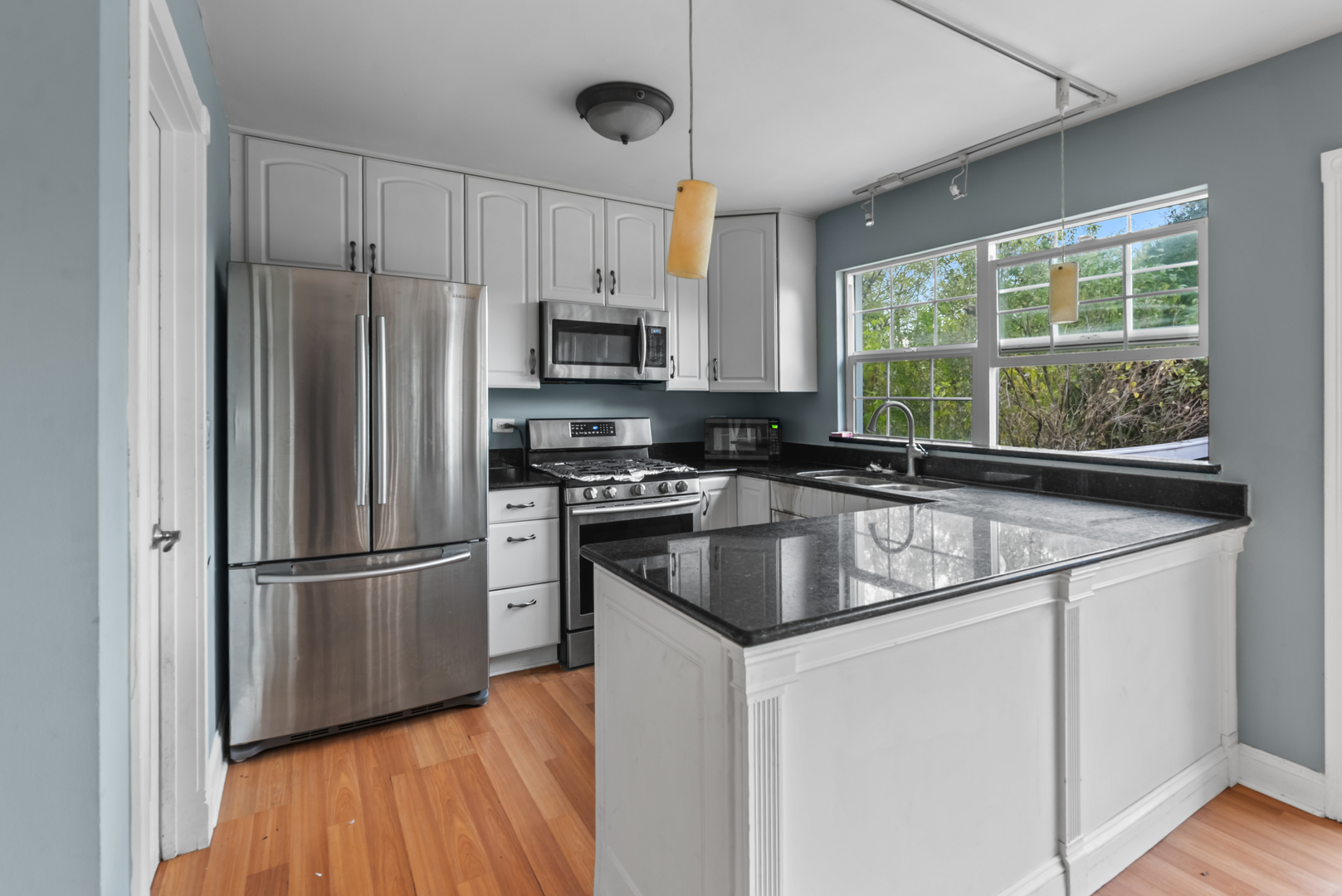 36W340 Huntley Road Dundee, IL 60110 - Photo 5 of 36 Gallery Image 5