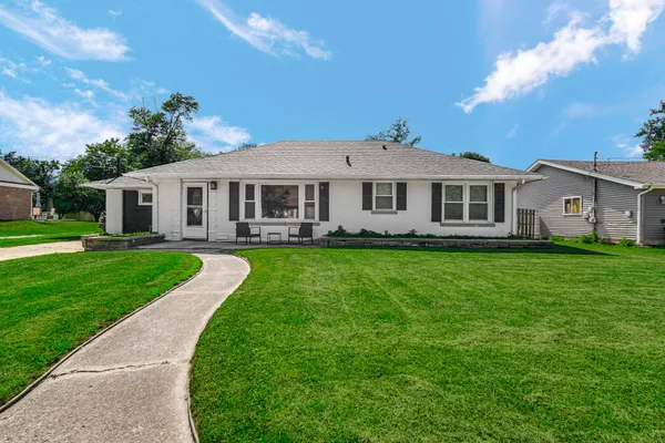 $309,000 | 1708 Norwood Drive, Griffith, IN 46319