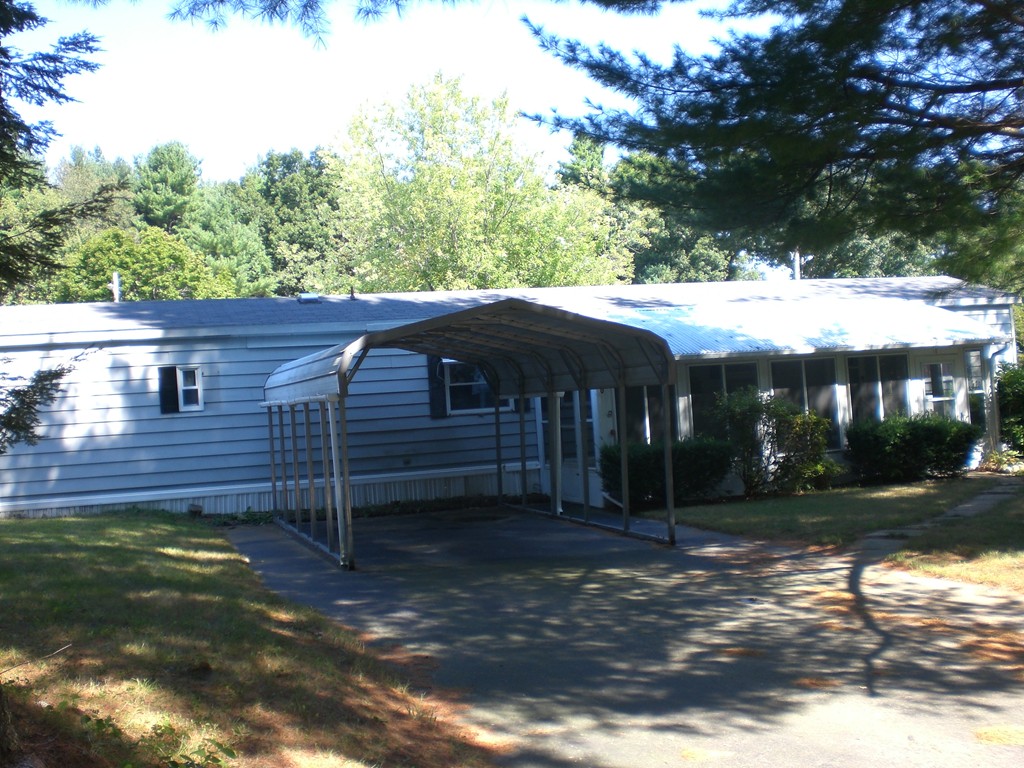 10 Kelly Road Sturbridge, MA 01566 - Photo 2 of 14 Gallery Image 2